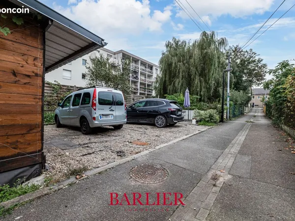 Local 100 m² Lingolsheim 