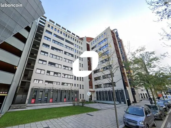 Bureaux 231 m² 