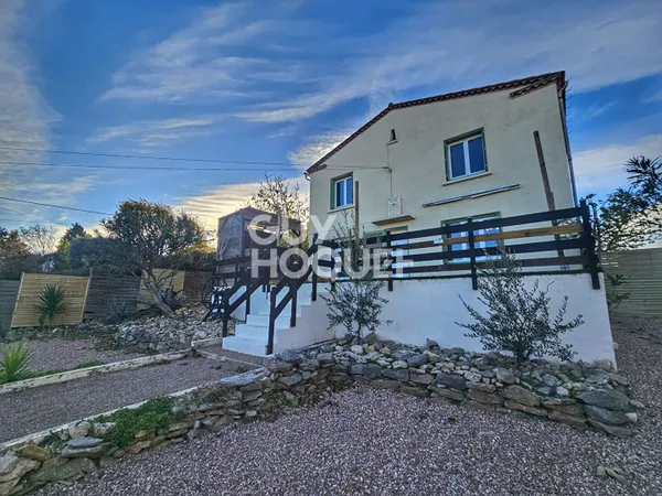 À vendre - Villa des années 60 entièrement rénovée - Puichéric 