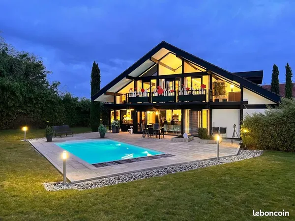 Maison 4 pièces 300 m² 