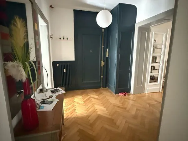 3 pièces 80 m² . Strasbourg 67000 Quartier Orangerie Appartement 3 pièces 80 m2 