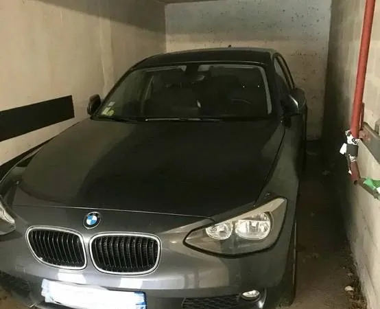 Paking fermé à vendre 