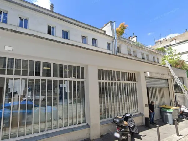 Local d'activité 570 m² 