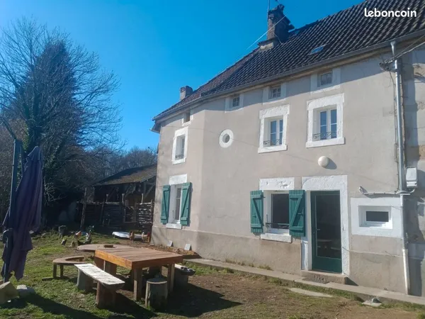 Location maison Saint Yrieix-la-Montagne 