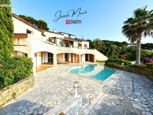 Villa 7 pièces 285 m² 
