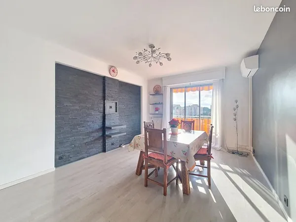 Appartement 4 pièces 83 m² 