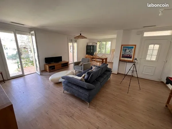 Villa 6 pièces 137 m² 