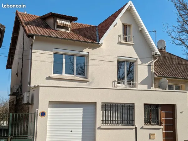 Maison familiale de 165 m2 5 chambres+bureai 