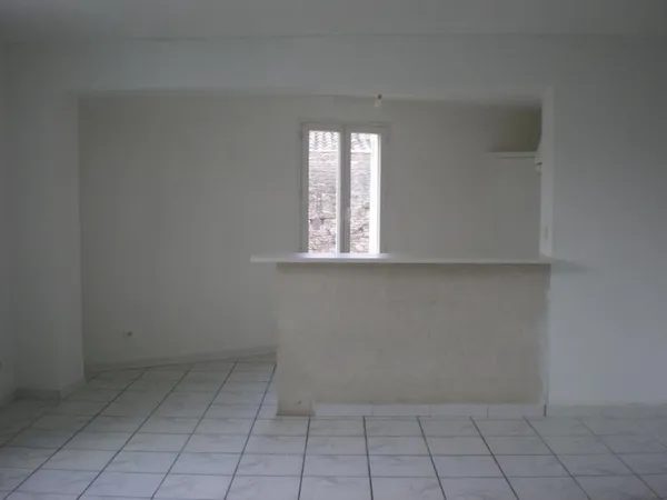 CONGENIES Appartement T3 de 62,77m2 au 1er étage 