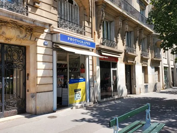 Port-Royal - Bail à céder 25m² - Petit loyer 