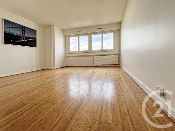 Appartement 4 pièces 107 m² 