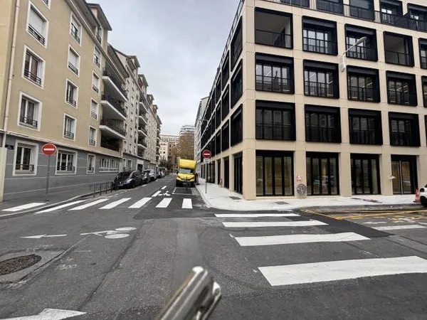 Local commercial 38 m² 