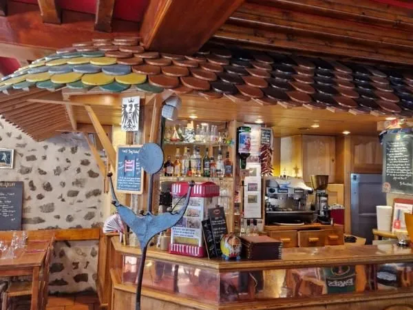 Fonds de commerce bar, restaurant 125 m² 