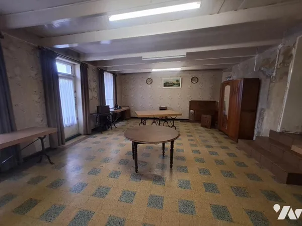 Maison 13 pièces 169 m² 