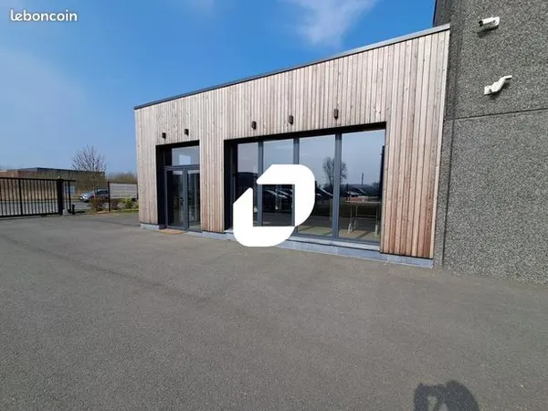 Local commercial 150 m² 