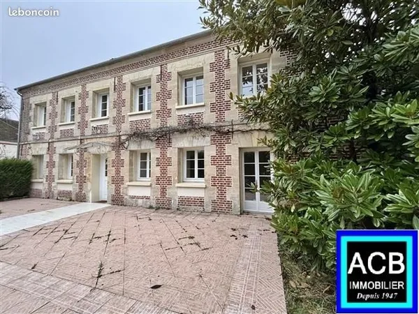 Maison 6 pièces 176 m² 