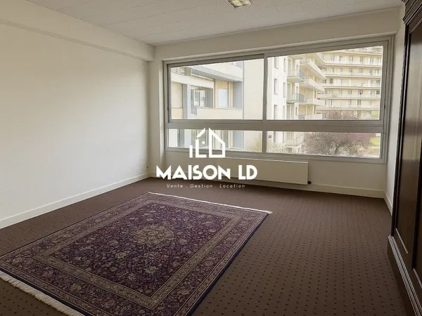 Bureaux 132 m²