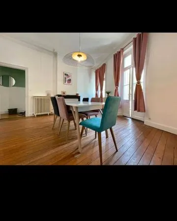Appartement 4 pièces 105 m² 