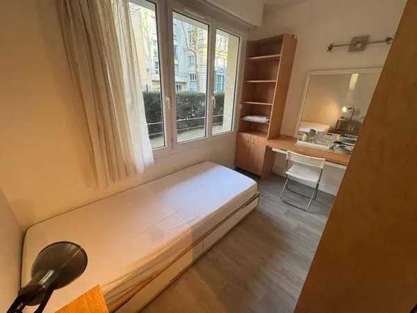 Appartement 1 pièce 13 m² 