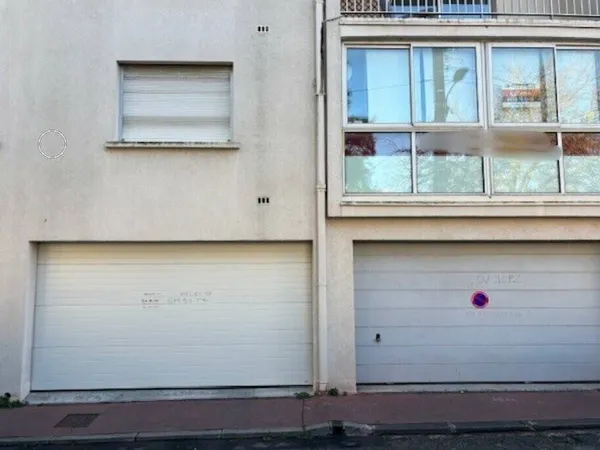 Bureaux 6 pièces 110 m² 