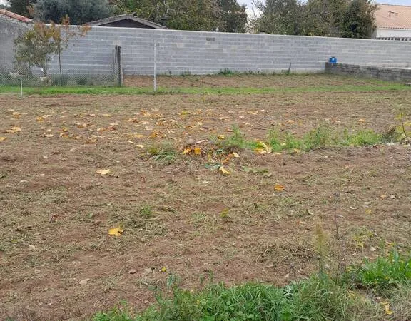 Terrain 400 m² 