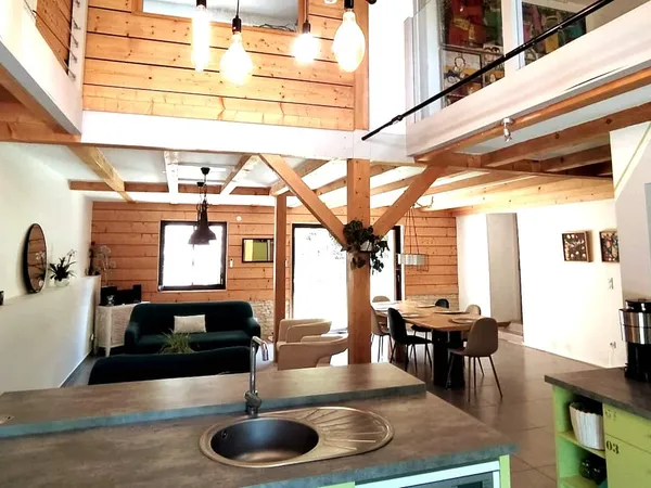Maison 7 pièces 200 m² 