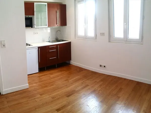 Appartement 1 pièce 17 m² 