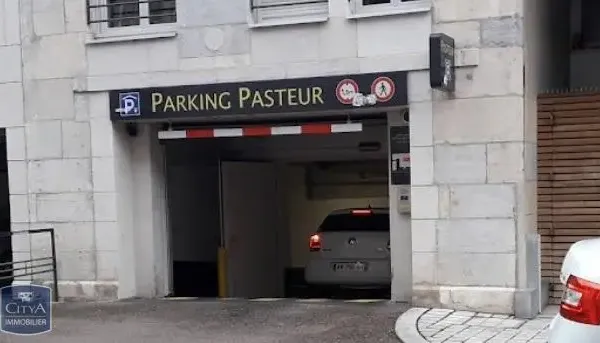 Parking - Garage Location Besançon   70€