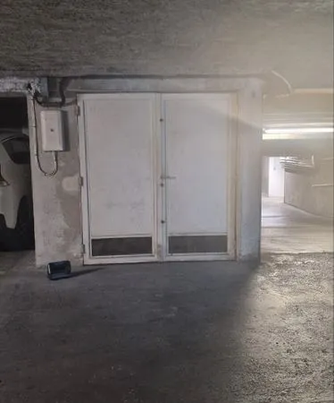 Box pour moto ou stockage 