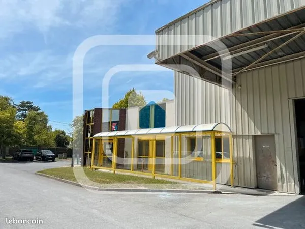 Local 420 m² 