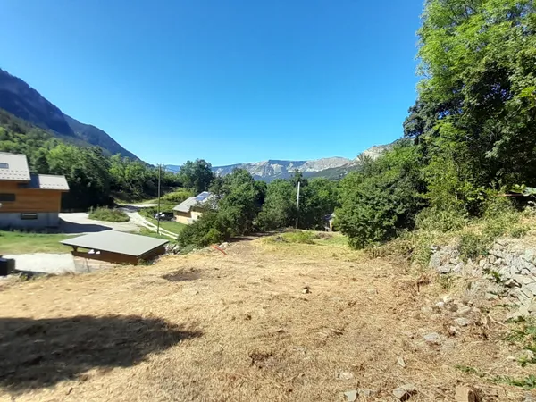 Terrain 1000 m² 