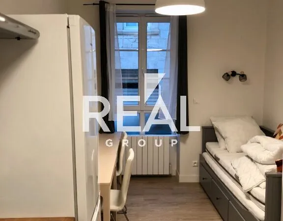 Studio 1 pièce 15 m² 