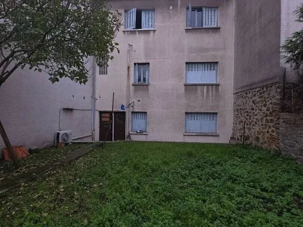 Immeuble 155 m² 