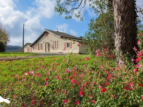 Maison 4 pièces 164 m² 