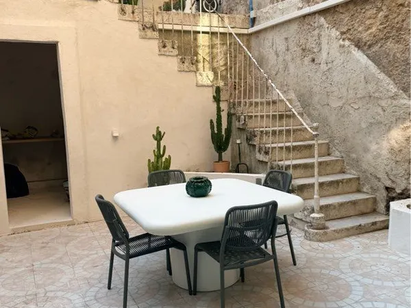 Rez de Jardin plein coeur Vauban 