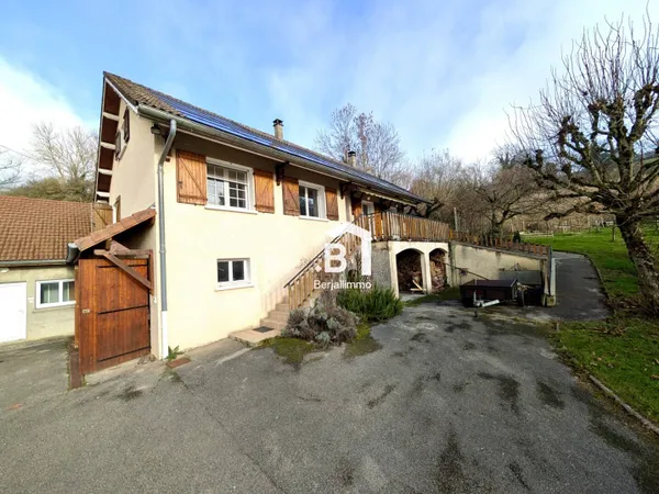 Maison 9 pièces 176 m² 