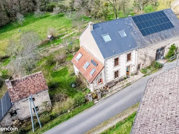 Maison 9 pièces 222 m² 