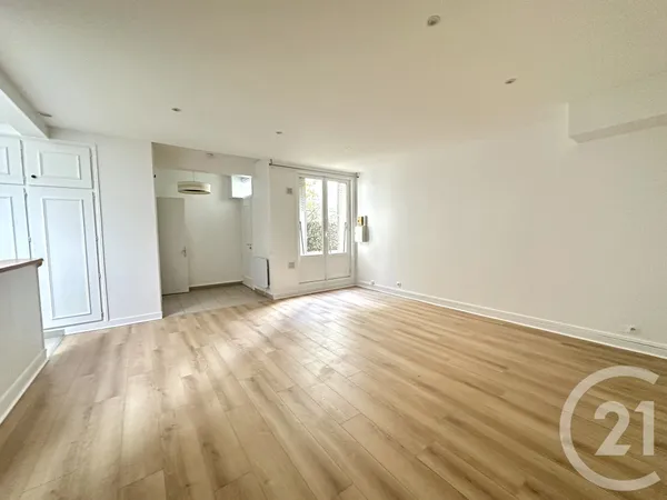 Appartement 1 pièce 42 m² 