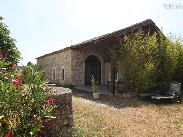 Maison 10 pièces 295 m² 