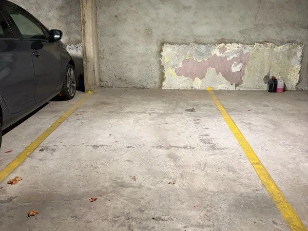 🚗 Garage / Place de parking sécurisé à vendre - Saint-Étienne Centre-Ville 