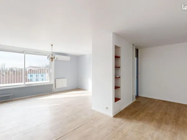 Appartement 5 pièces 104 m² 