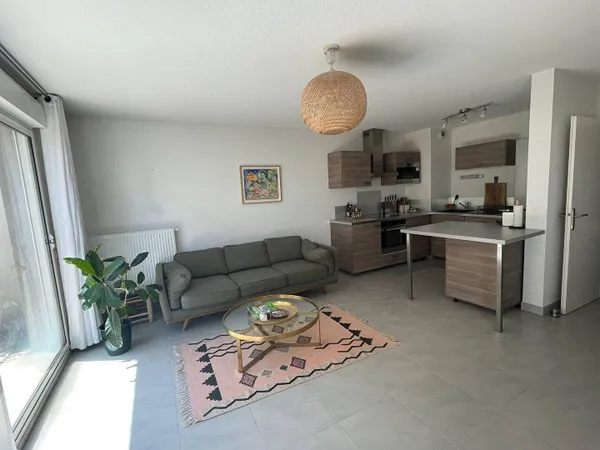 Appartement 3 pièces 64 m² 