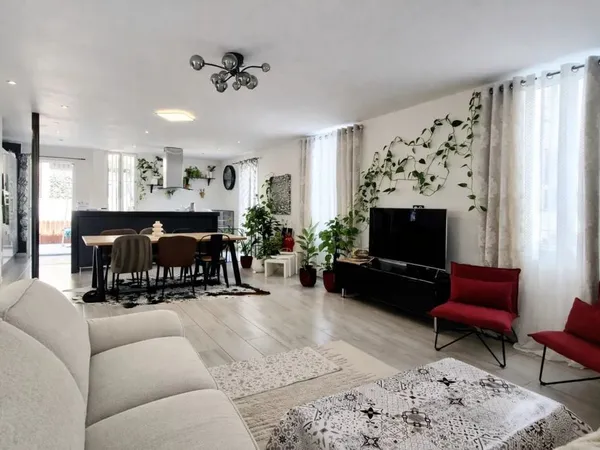 Maison 9 pièces 264 m² 