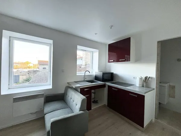 Studio 1 pièce 25 m² 