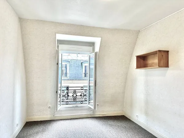 Appartement 1 pièce 13 m² 