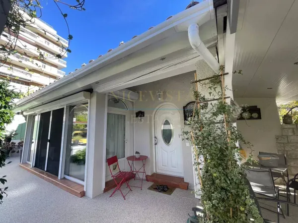 Villa 4 pièces 152 m² 