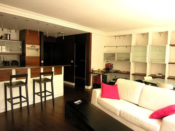 Appartement 1 pièce 62 m² 