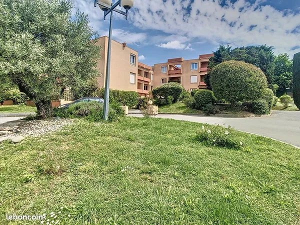 Appartement 4 pièces 97 m² 