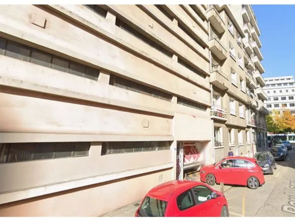 Stationnement Vente Grenoble   90€