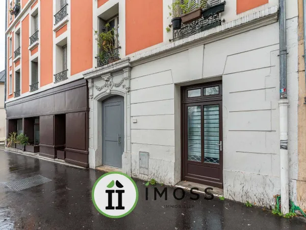 Local commercial 137 m² 